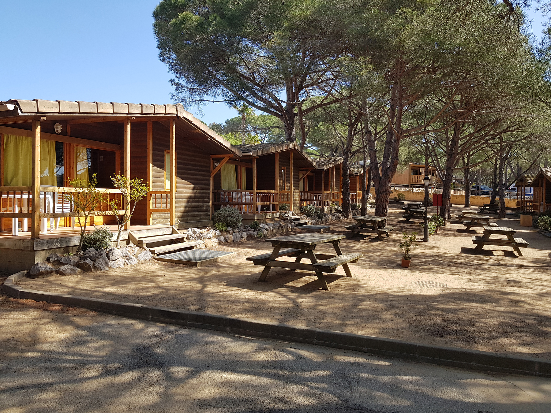 Glamping vs camping traditionnel : quelle option est faite pour vous?